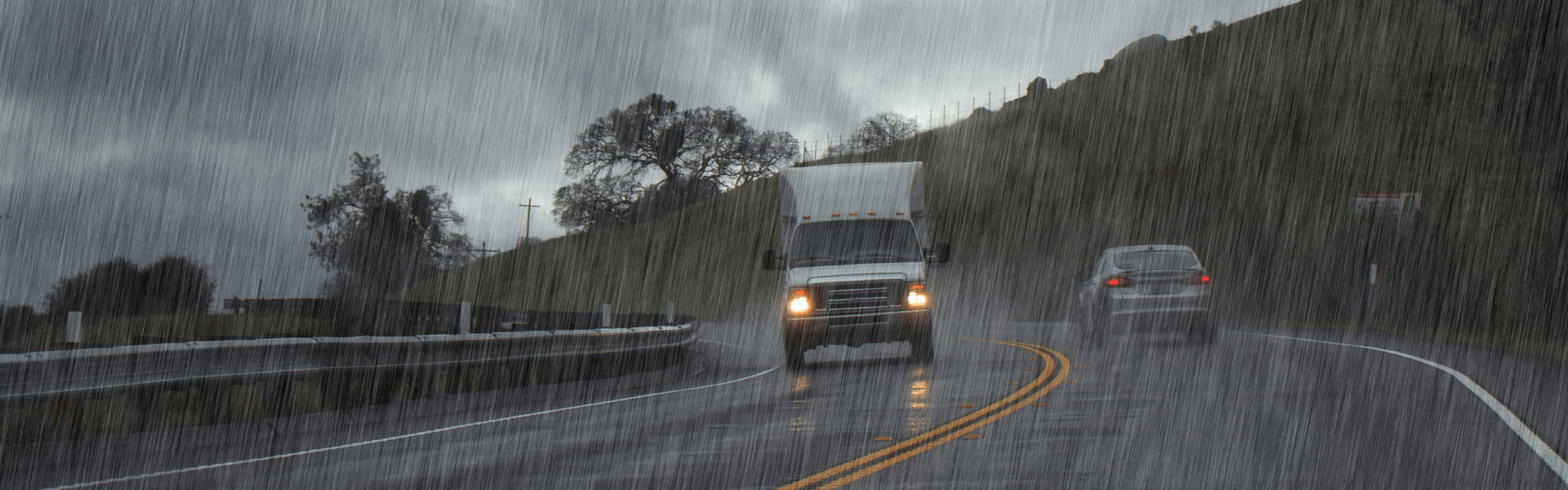 delivery truck on rainy road strategies to overcome weather delays in last-mile delivery.