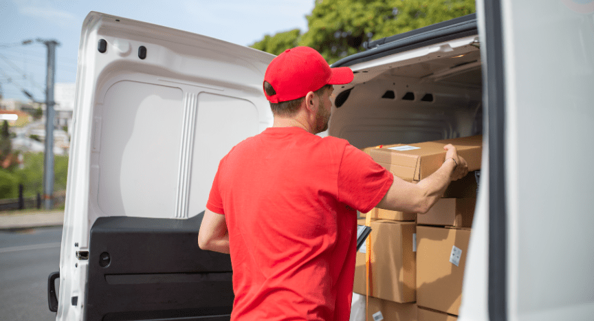 AI is revolutionizing last-mile delivery fleets this holiday season.
