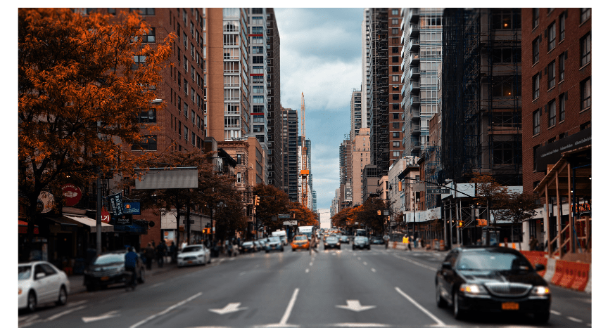 Proven strategies for last mile truck and van drivers in New York City to boost delivery speed, reduce costs, and avoid common NYC delivery pitfalls.