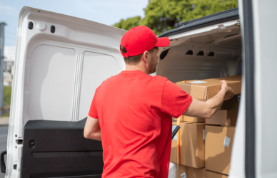 AI is revolutionizing last-mile delivery fleets this holiday season.